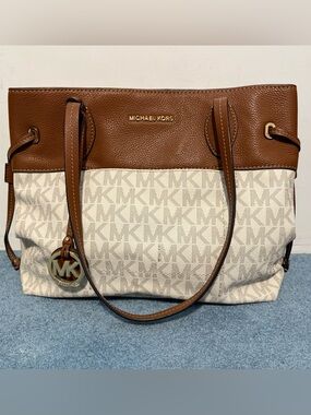 Michael Kors Marina North South Large Drawstring Tote